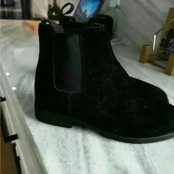 Black Chelsea Boots Men Flock Slip-On Business Men Short
Boots Size 39 - Picture 5 of 9